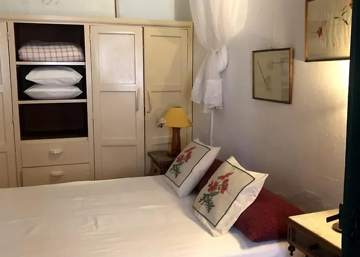 Casa Rustica Com Jardim Privado 아파트 *